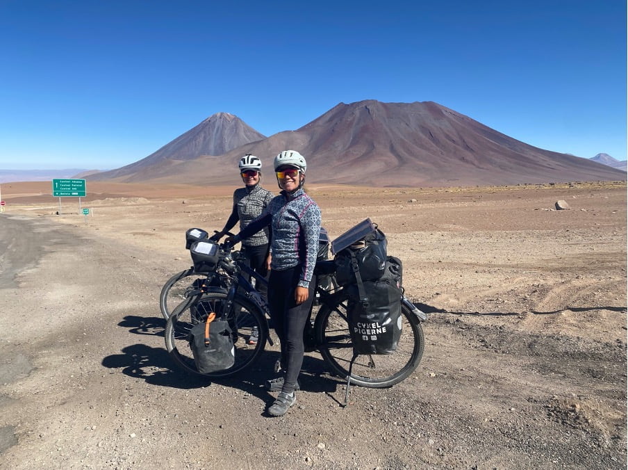Cykelpigerne – Styrt i sydamerikansk ørken og usikkerhed om fremtidig færden